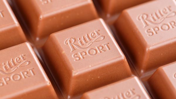 Немецкий производитель шоколада Ritter Sport продолжит вести бизнес в России<br />

